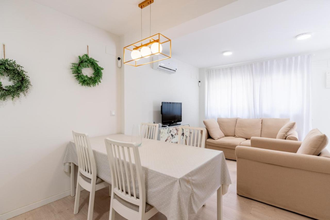 Whitey Aparment In Triana Apartment Севиля Екстериор снимка